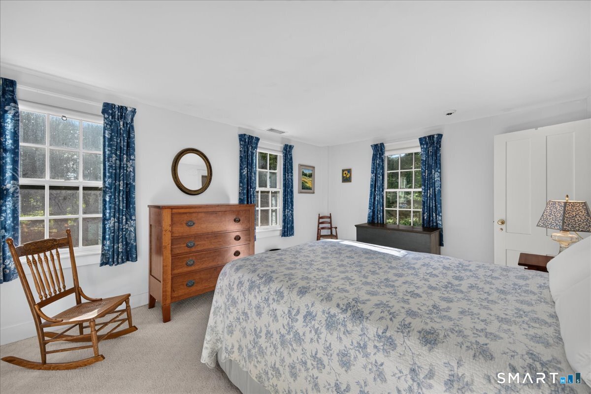 9 Ingham Hill Road photo 25