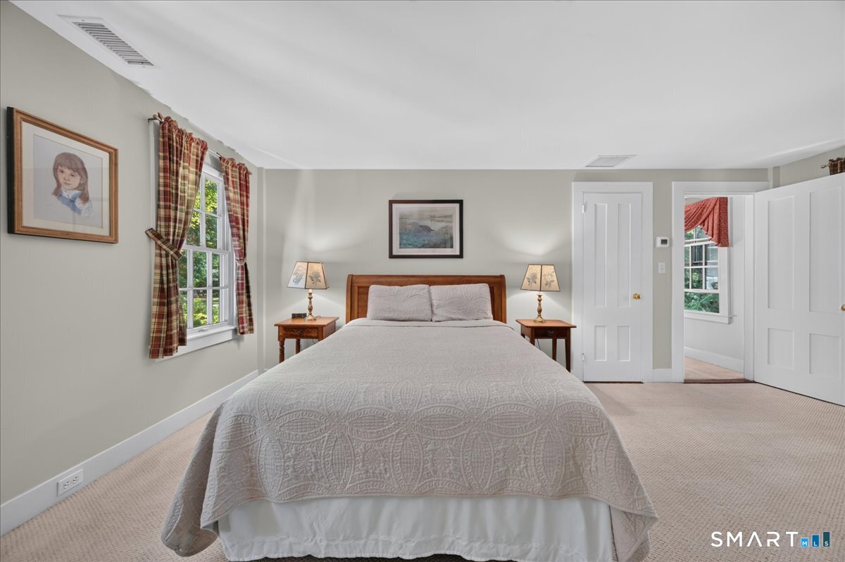 9 Ingham Hill Road photo 21