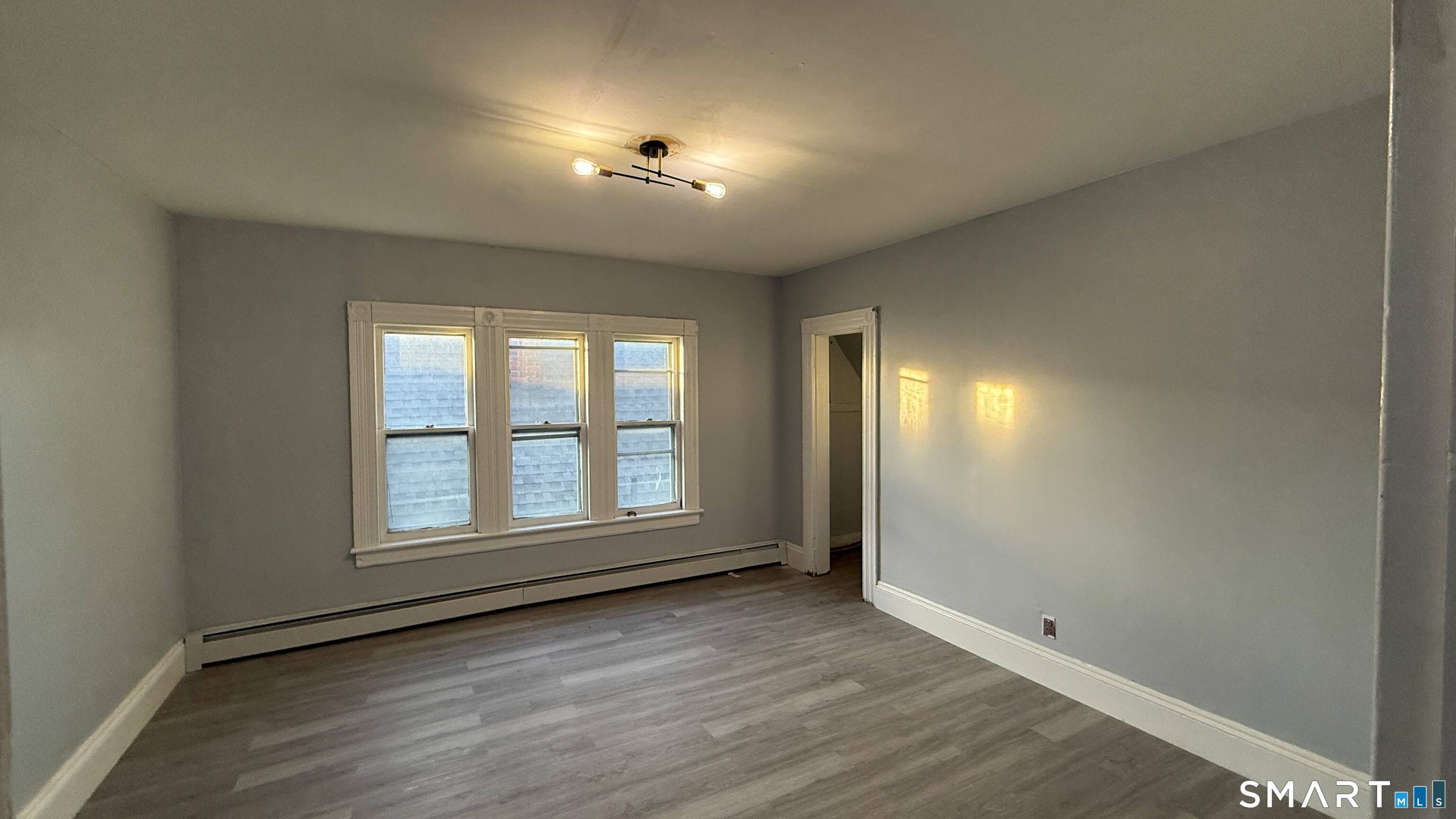 242 Madison Avenue photo 5