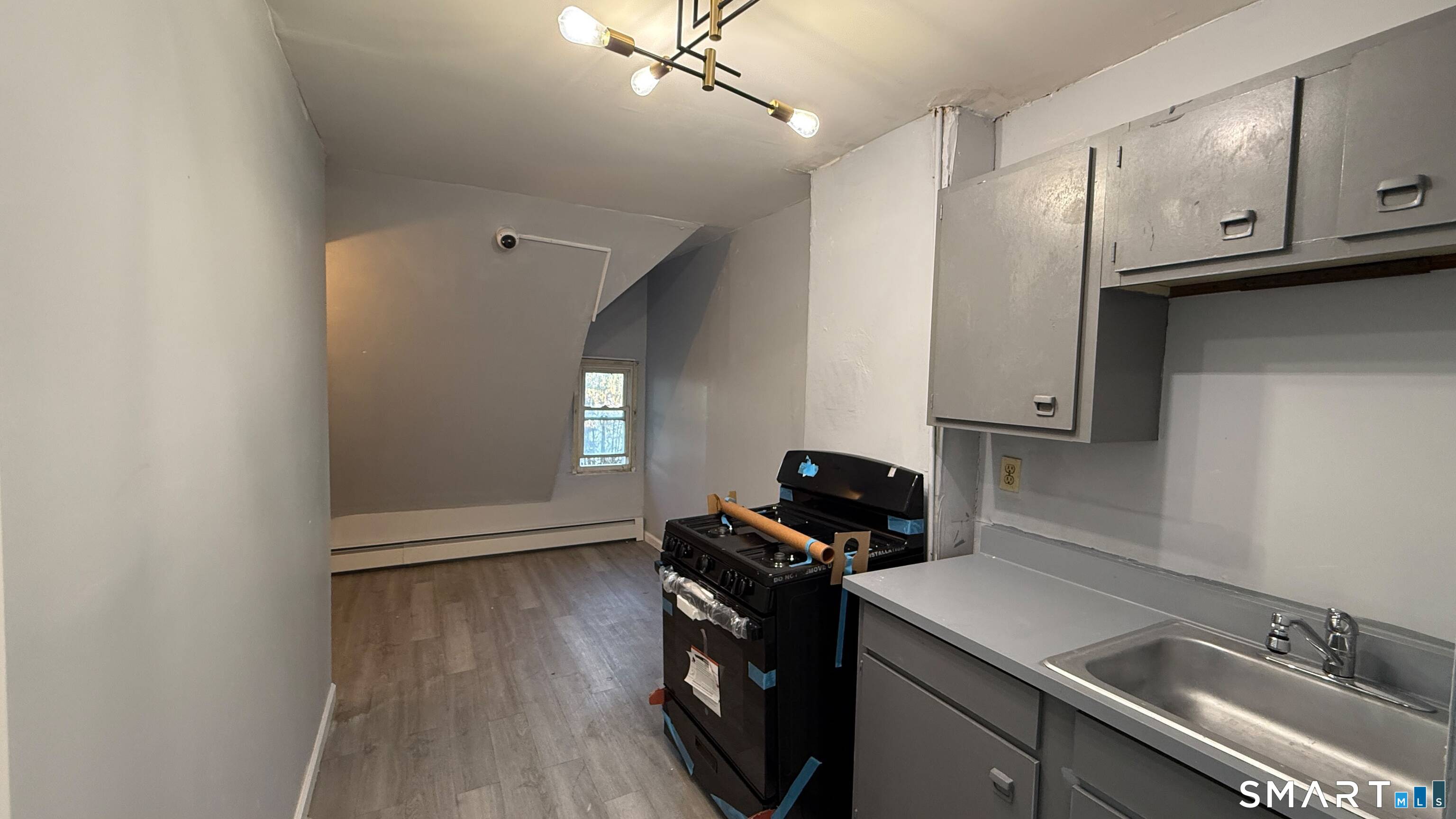 242 Madison Avenue photo 12