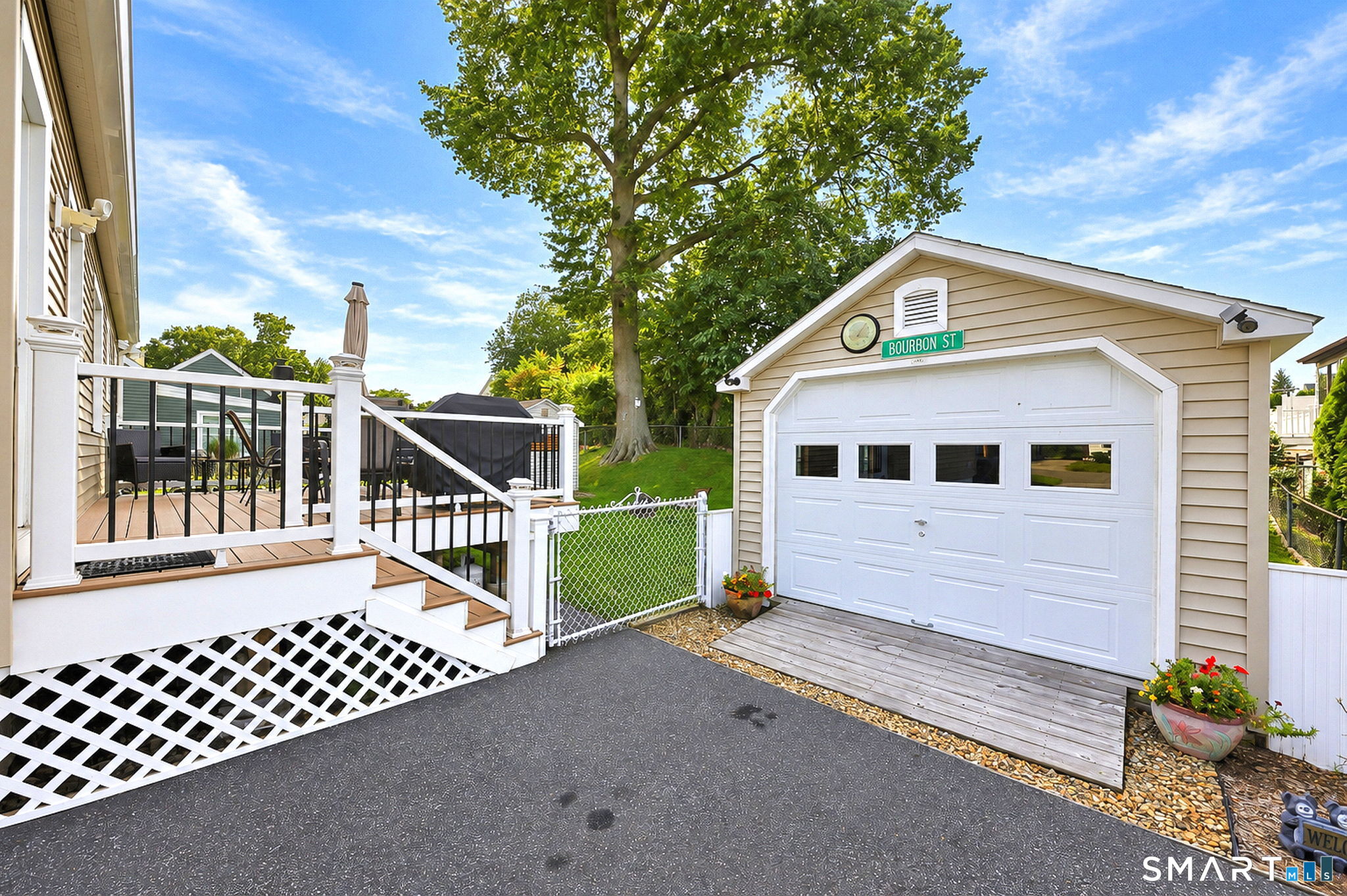 57 Hayes Drive photo 32