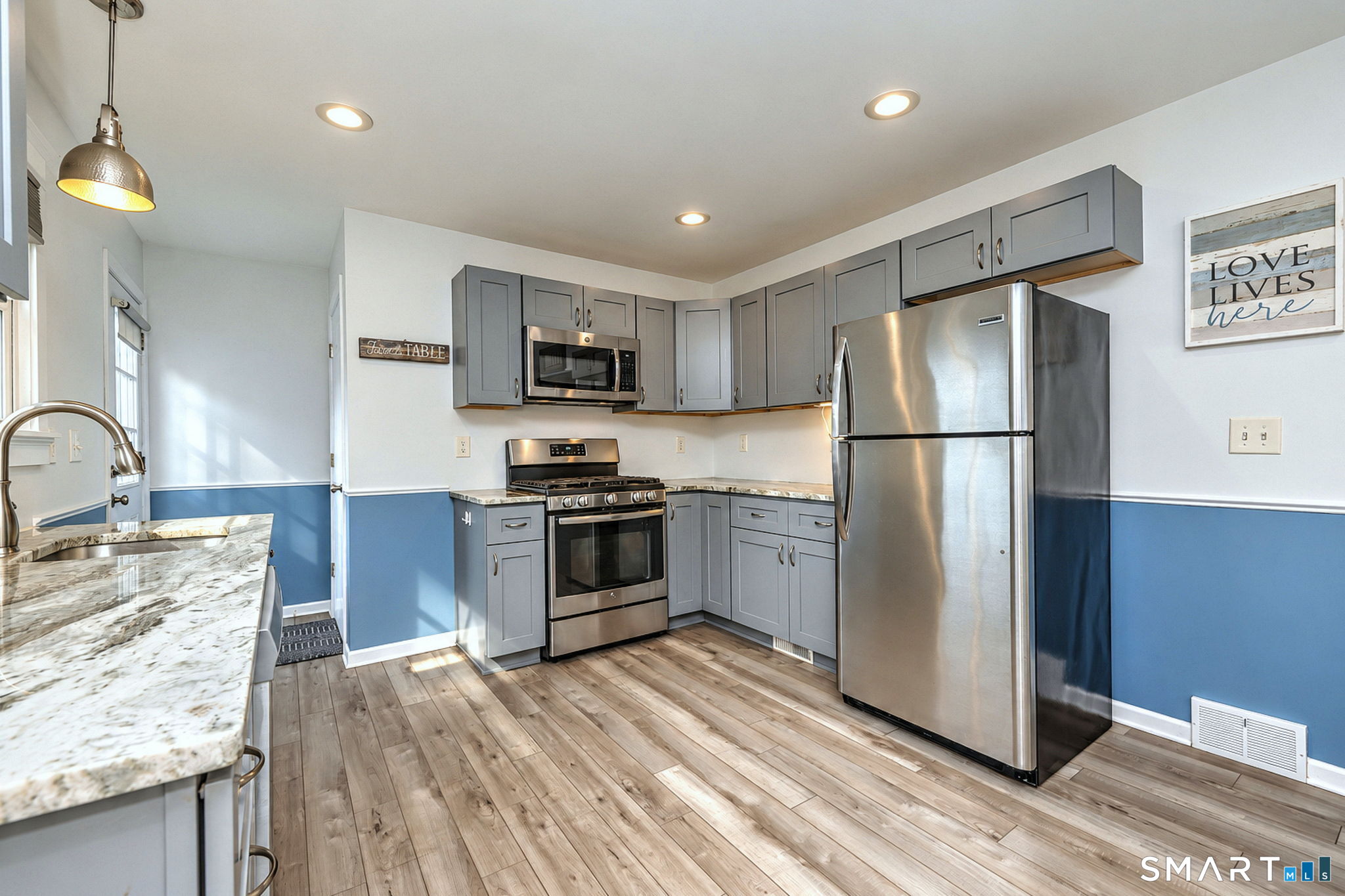57 Hayes Drive photo 15