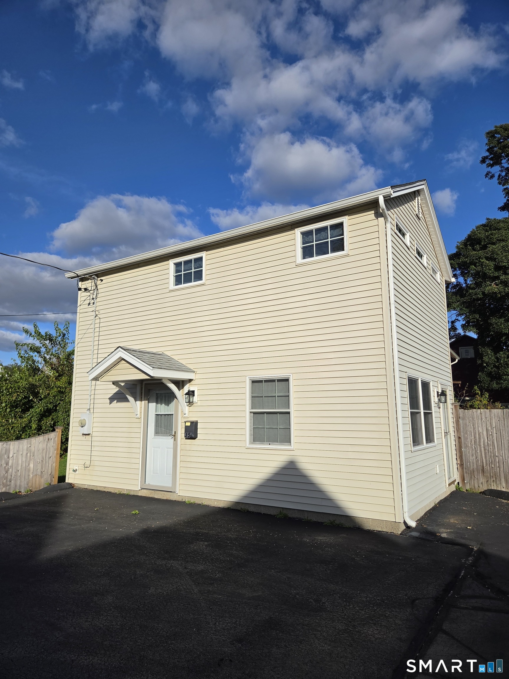 35 1/2 Lafayette Street