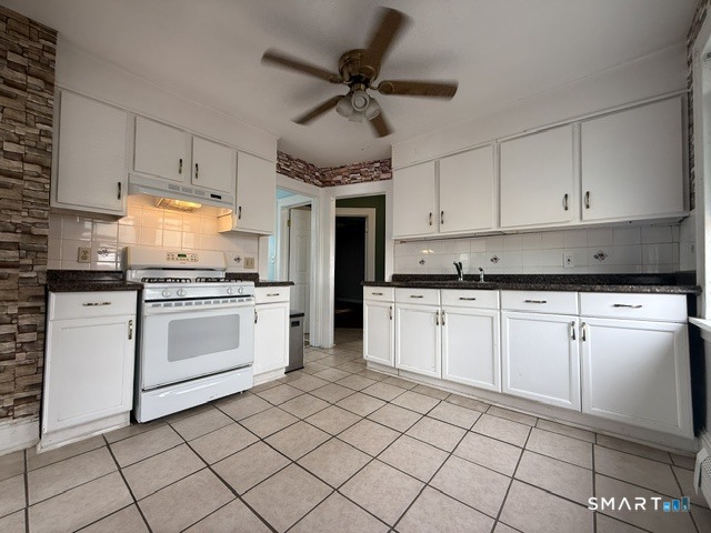 1031 Lindley Street photo 10