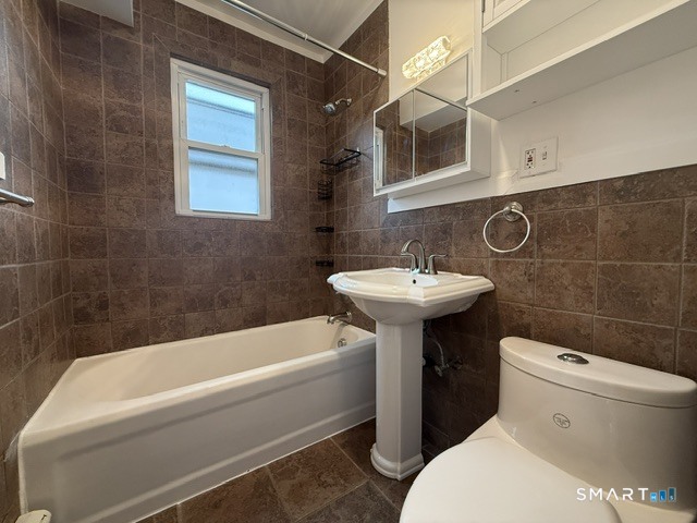 1031 Lindley Street photo 15