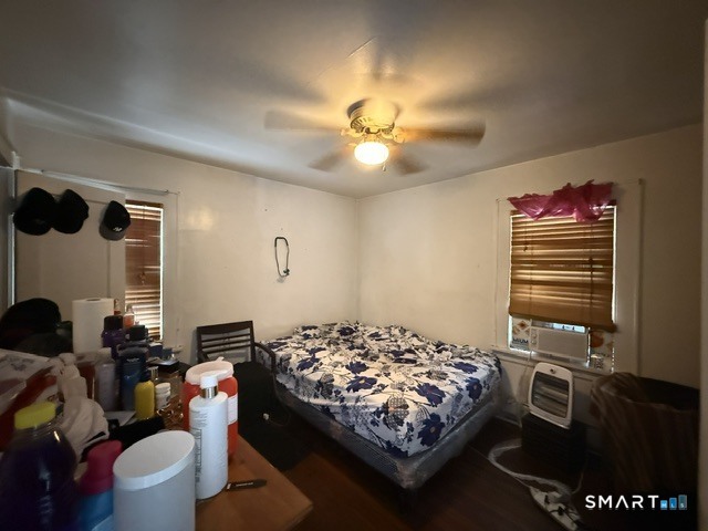 1031 Lindley Street photo 37