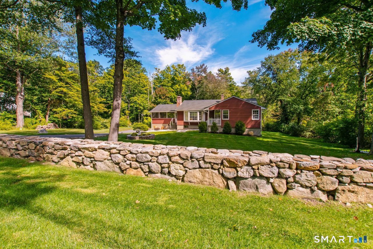 46 White Birch Road
