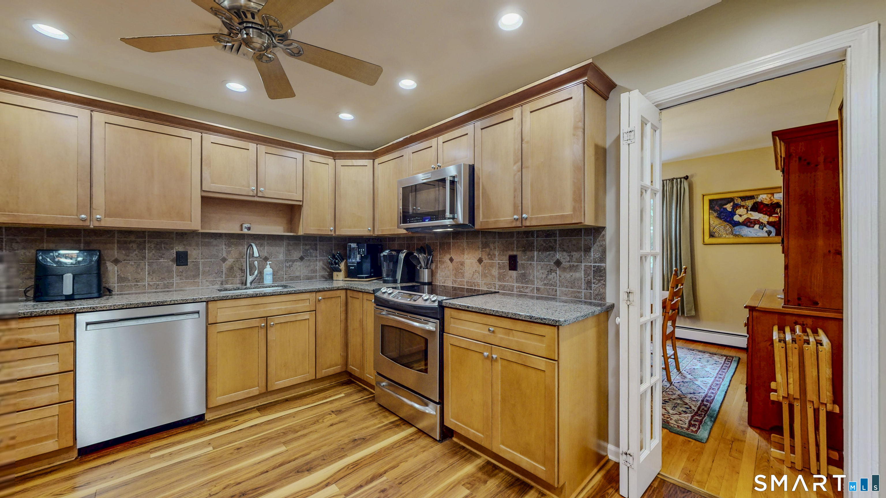 22 Oriole Drive photo 11