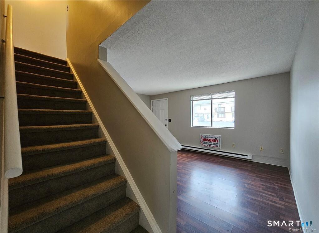 1448 Meriden Road Unit #15 photo 6