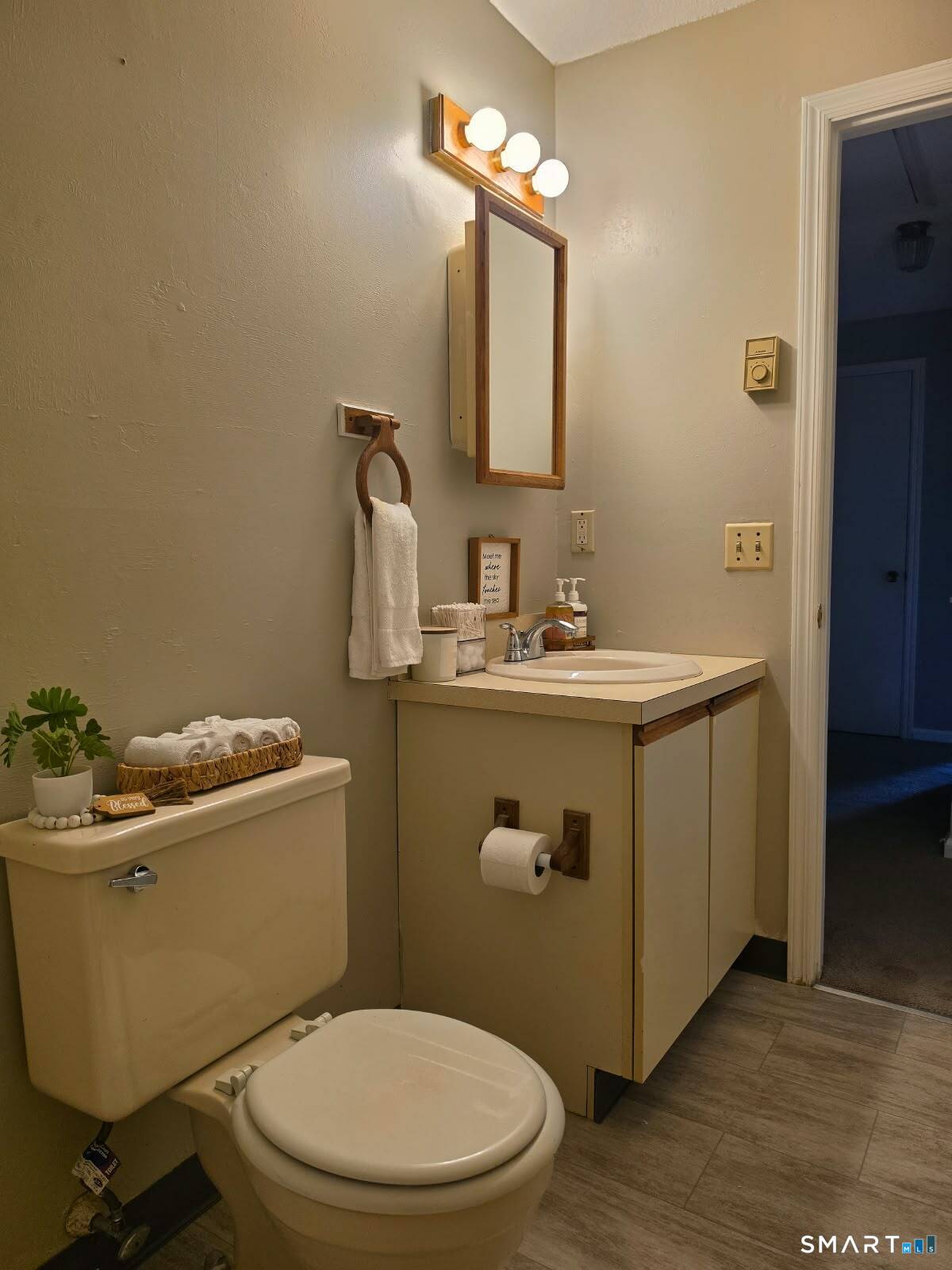 1448 Meriden Road Unit #15 photo 17
