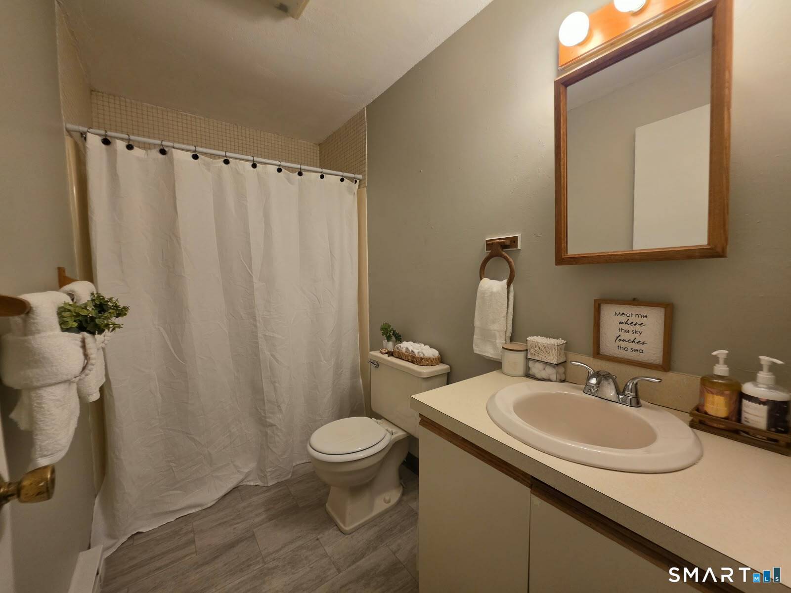 1448 Meriden Road Unit #15 photo 18