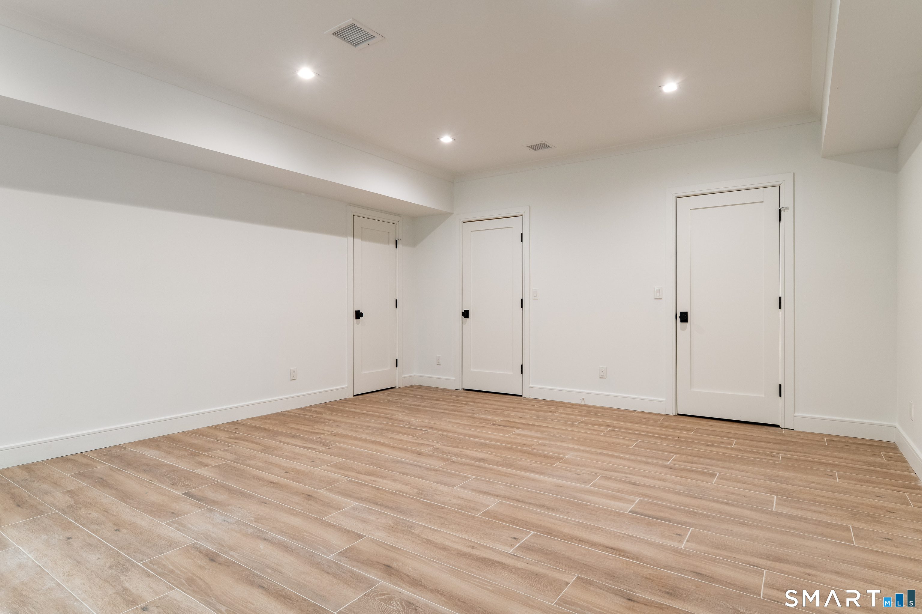 206 Milbank Avenue Unit #2 photo 12