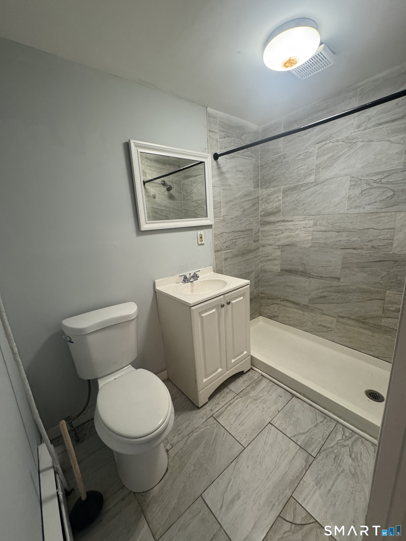 86 Edwards Street photo 13