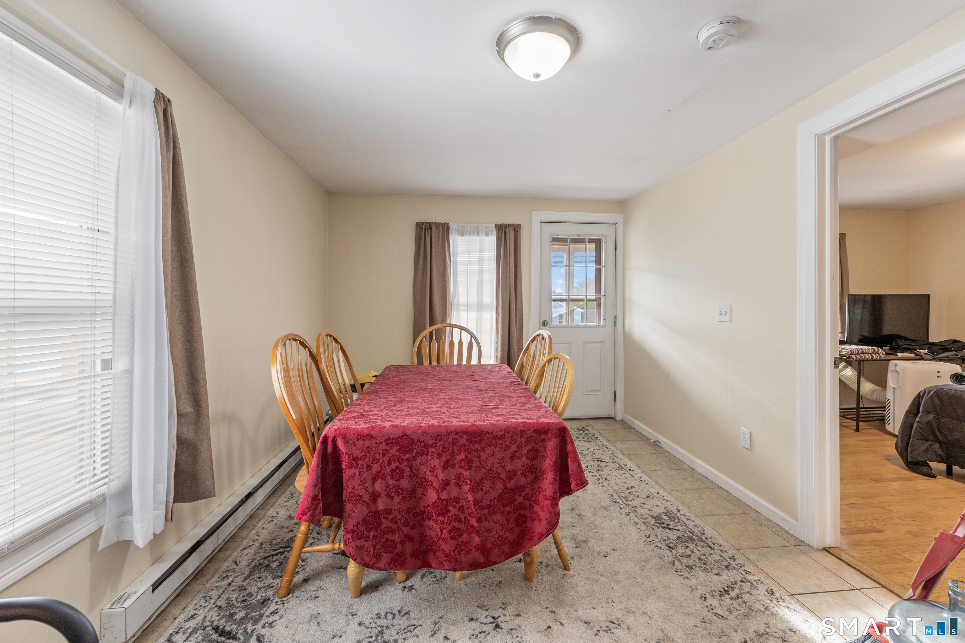 198 Washington Street photo 8