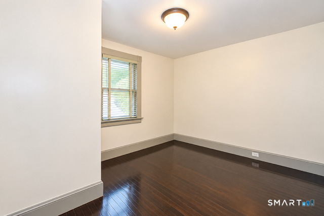 173 Gilbert Avenue photo 27