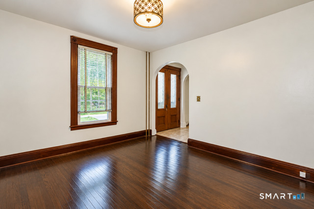173 Gilbert Avenue photo 28