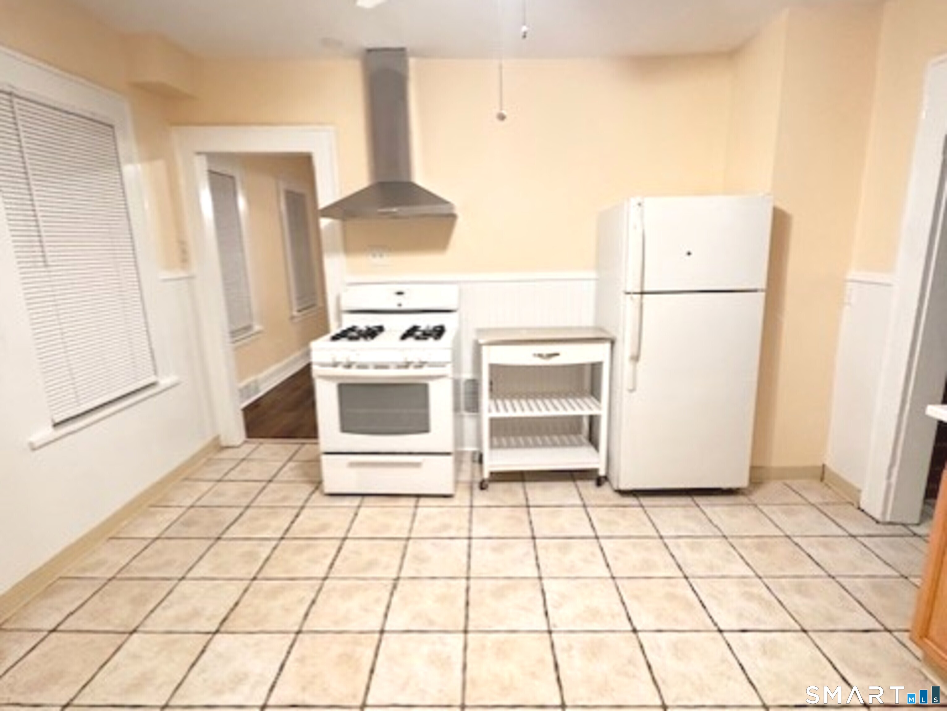 816 Briarwood Avenue photo 3