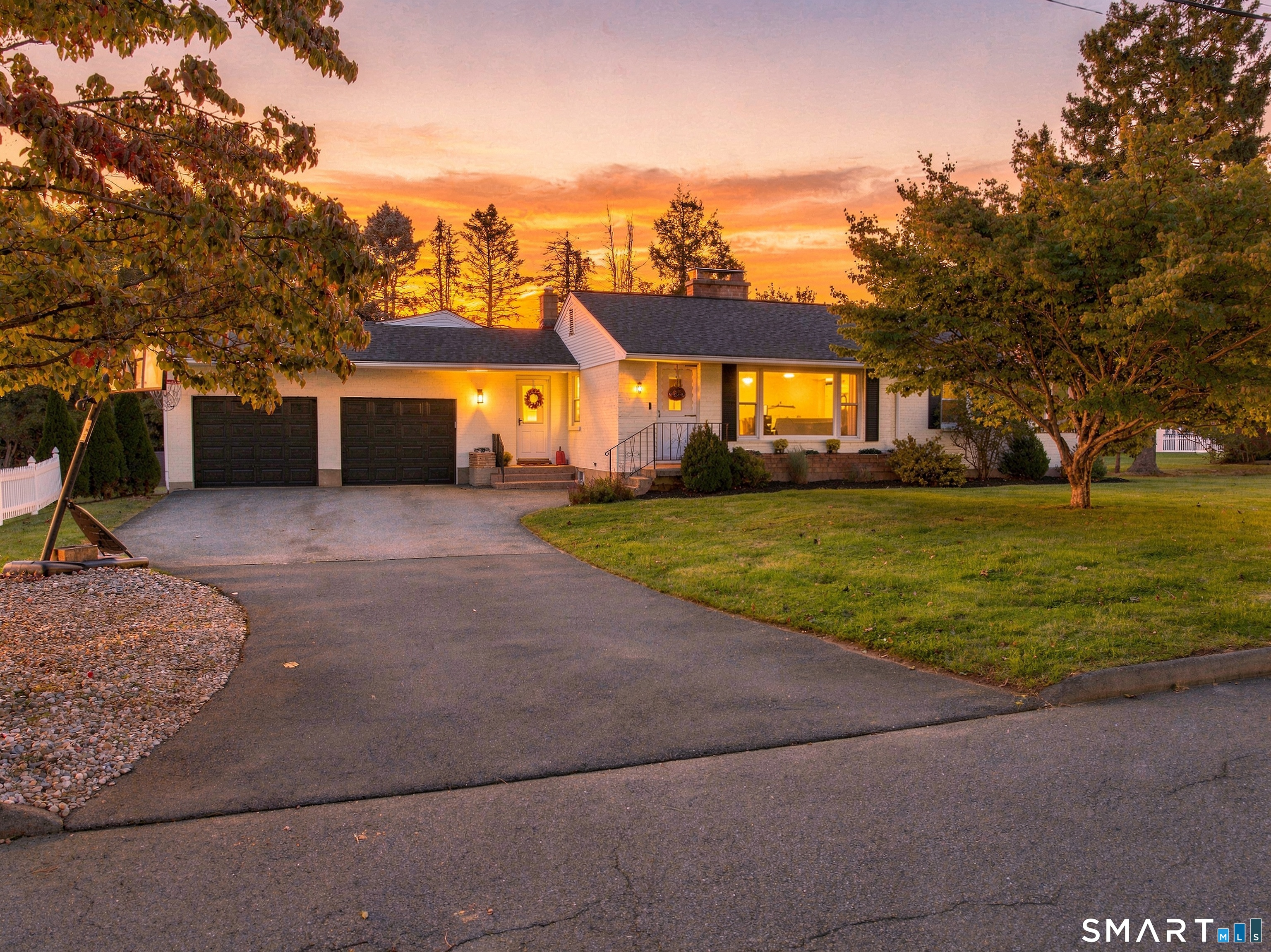 10 Sunset Drive