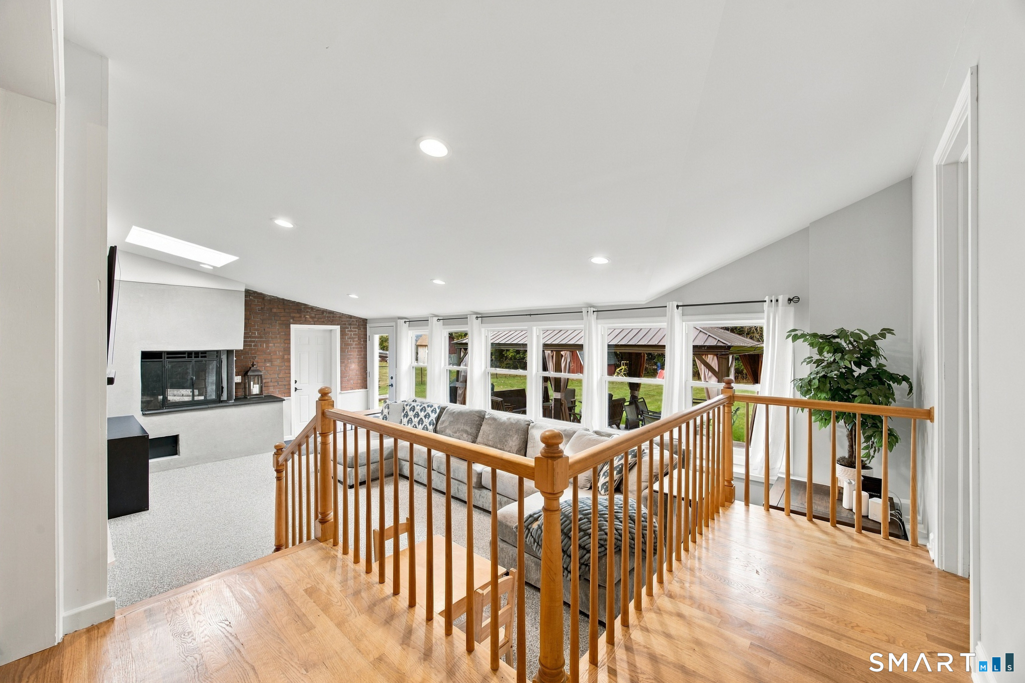 10 Sunset Drive photo 13
