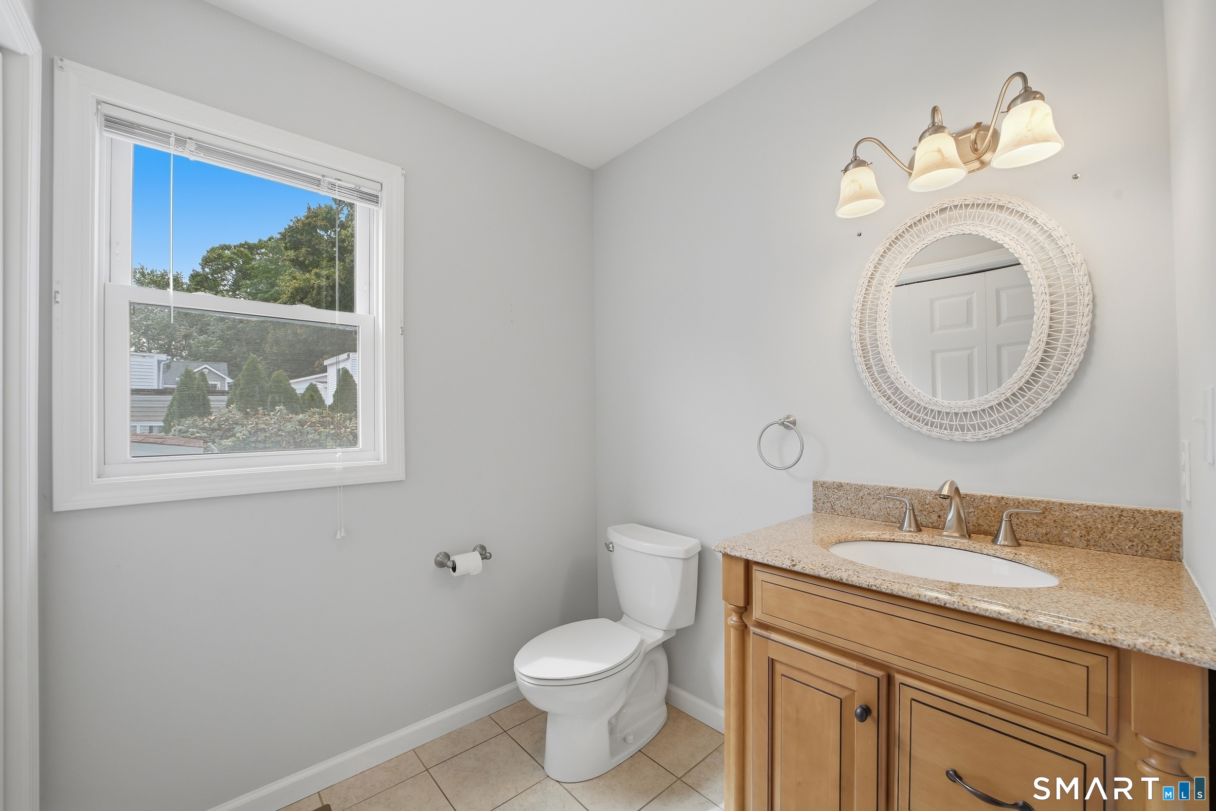 64 Hawthorne Street photo 18