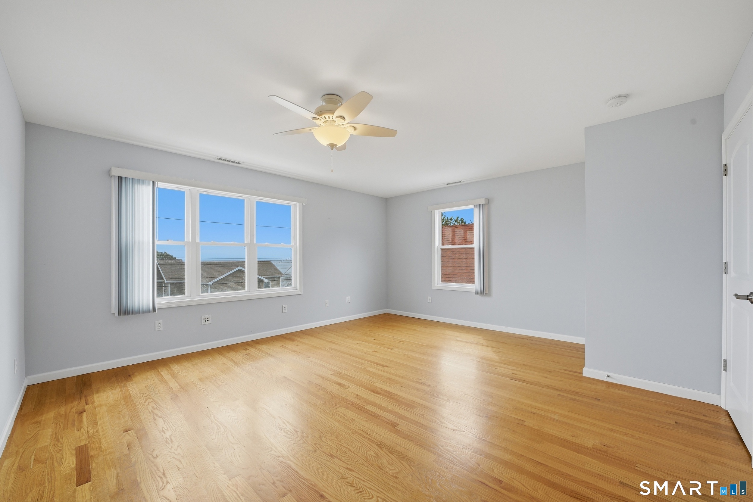 64 Hawthorne Street photo 19
