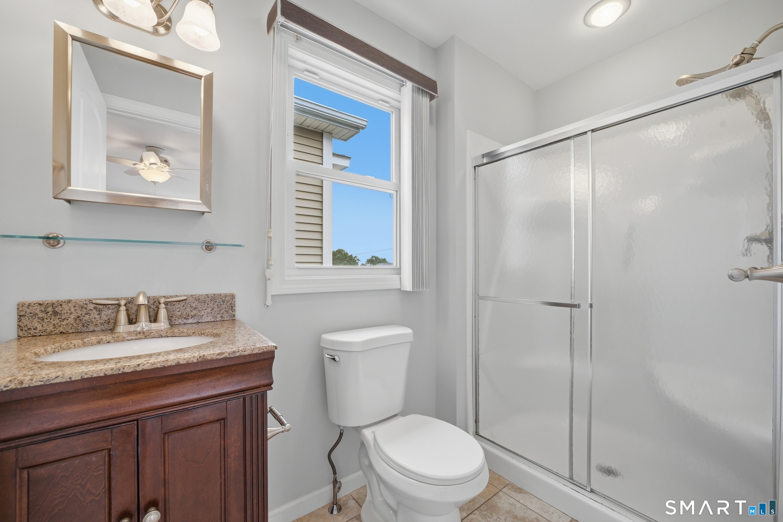 64 Hawthorne Street photo 21