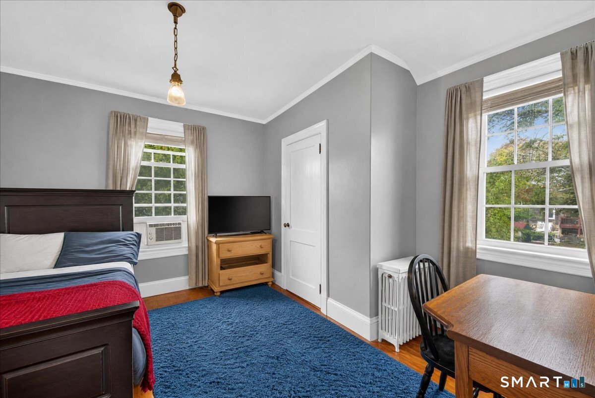 63 Faire Harbour Place, New London, CT 06320