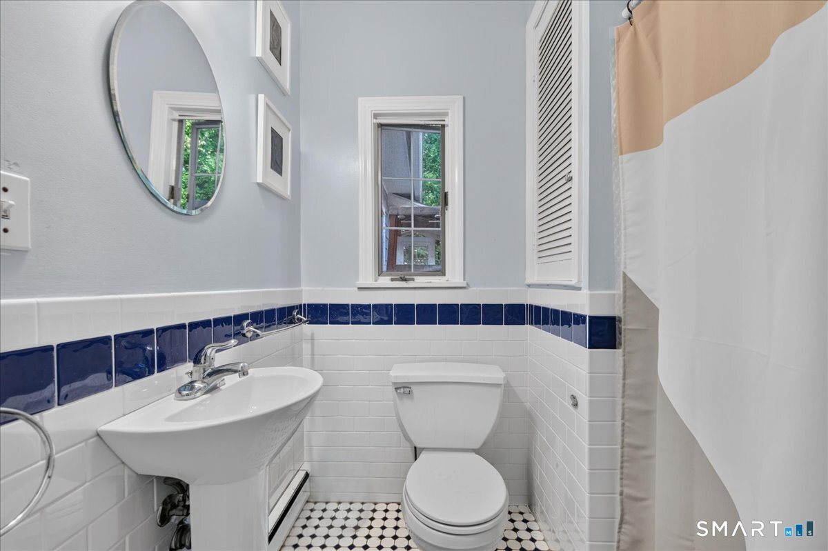 63 Faire Harbour Place, New London, CT 06320