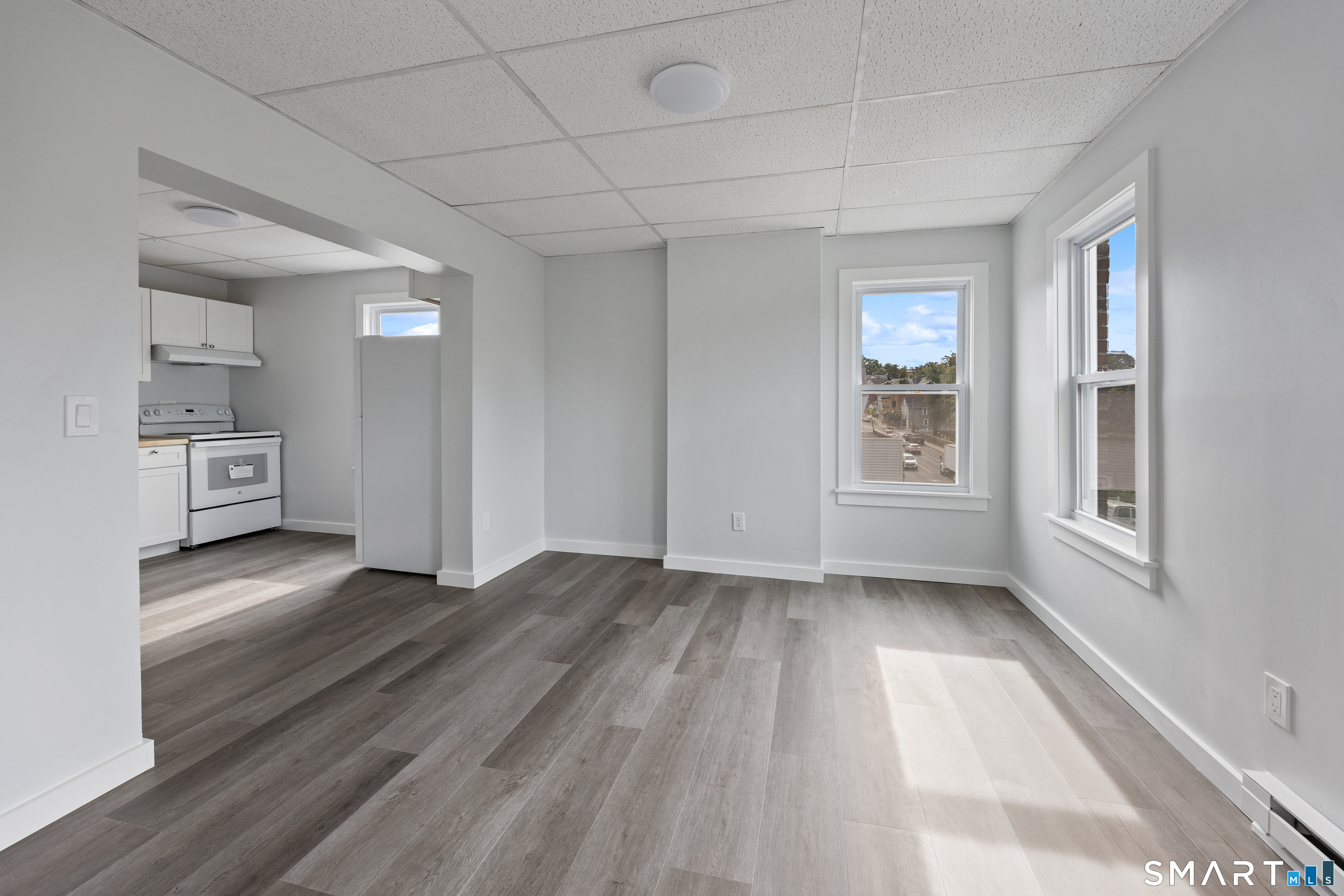 70 CENTER Street Unit #6 photo 3