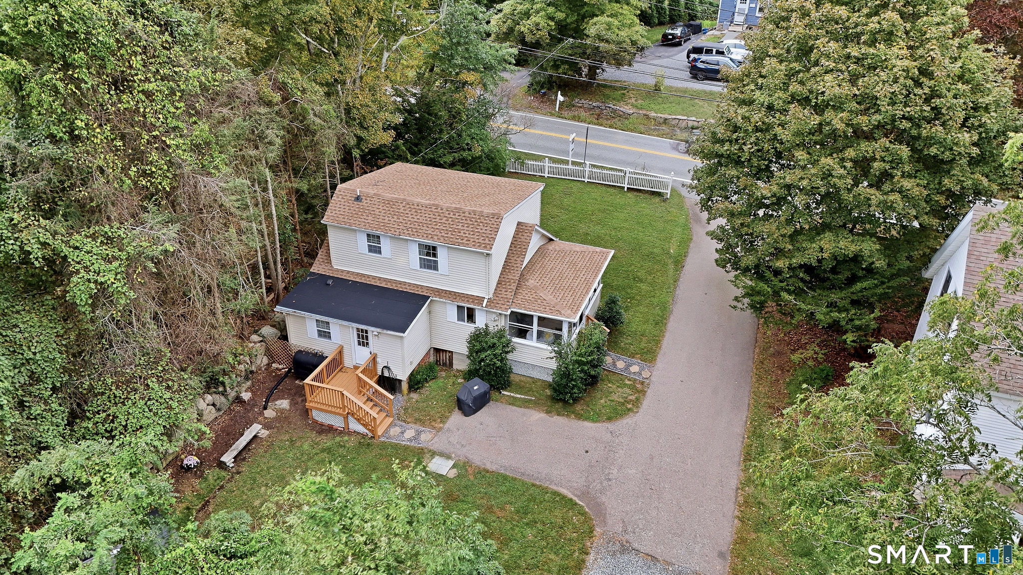 29 Route 27 photo 5