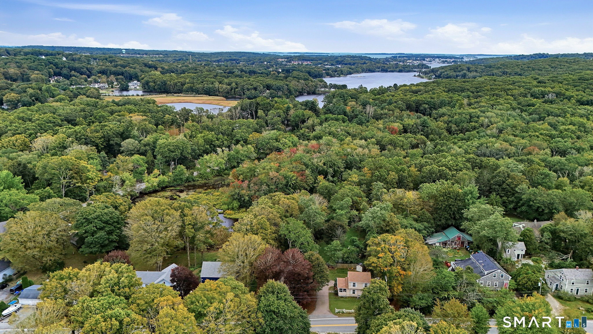 29 Route 27 photo 9