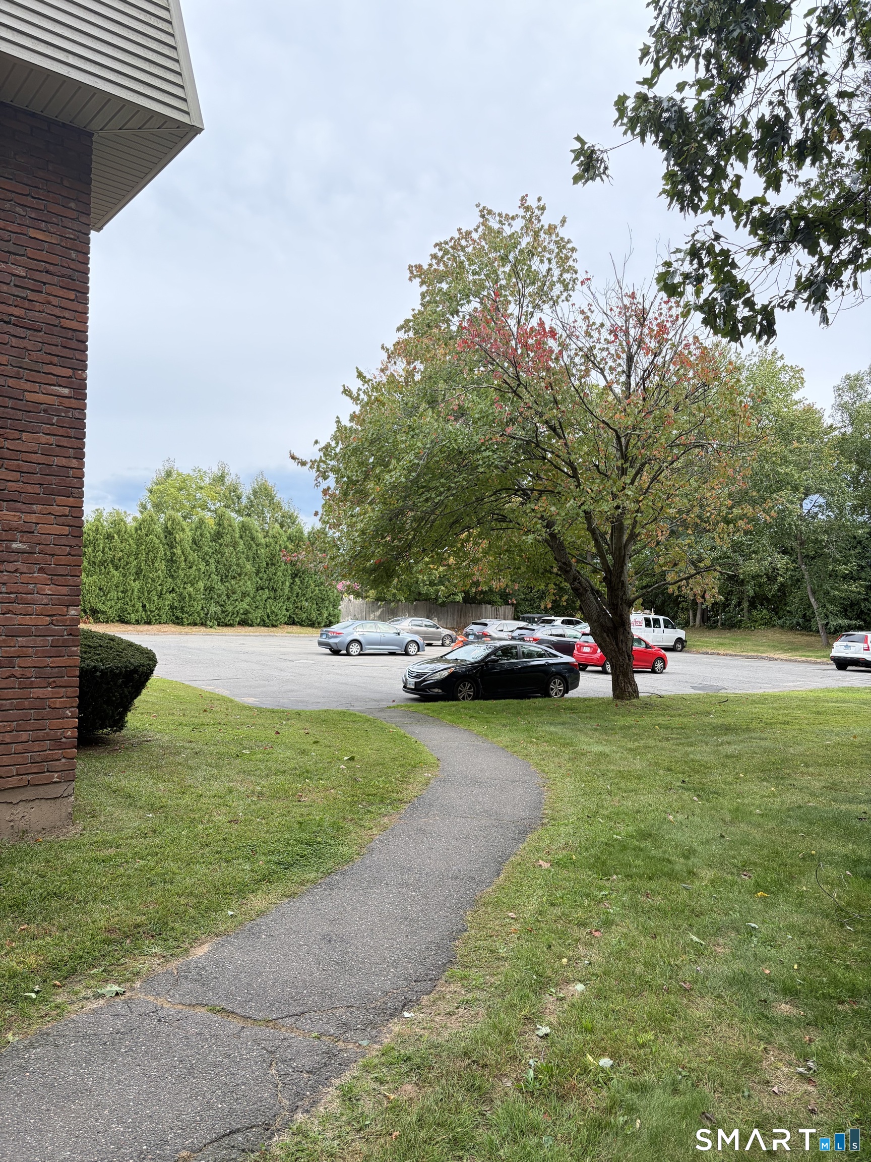 565 Talcottville Road Unit #1C6 photo 19
