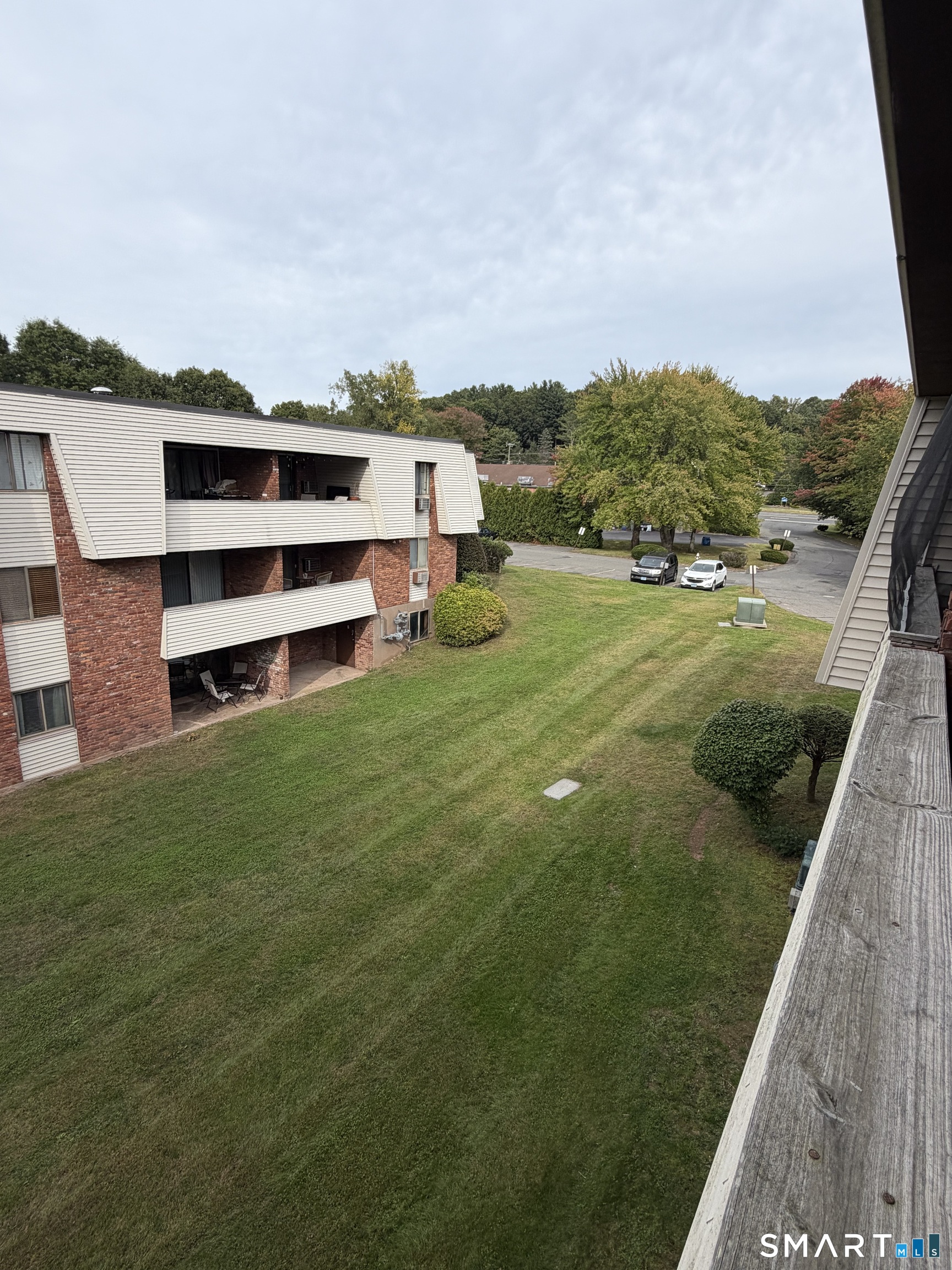 565 Talcottville Road Unit #1C6 photo 22