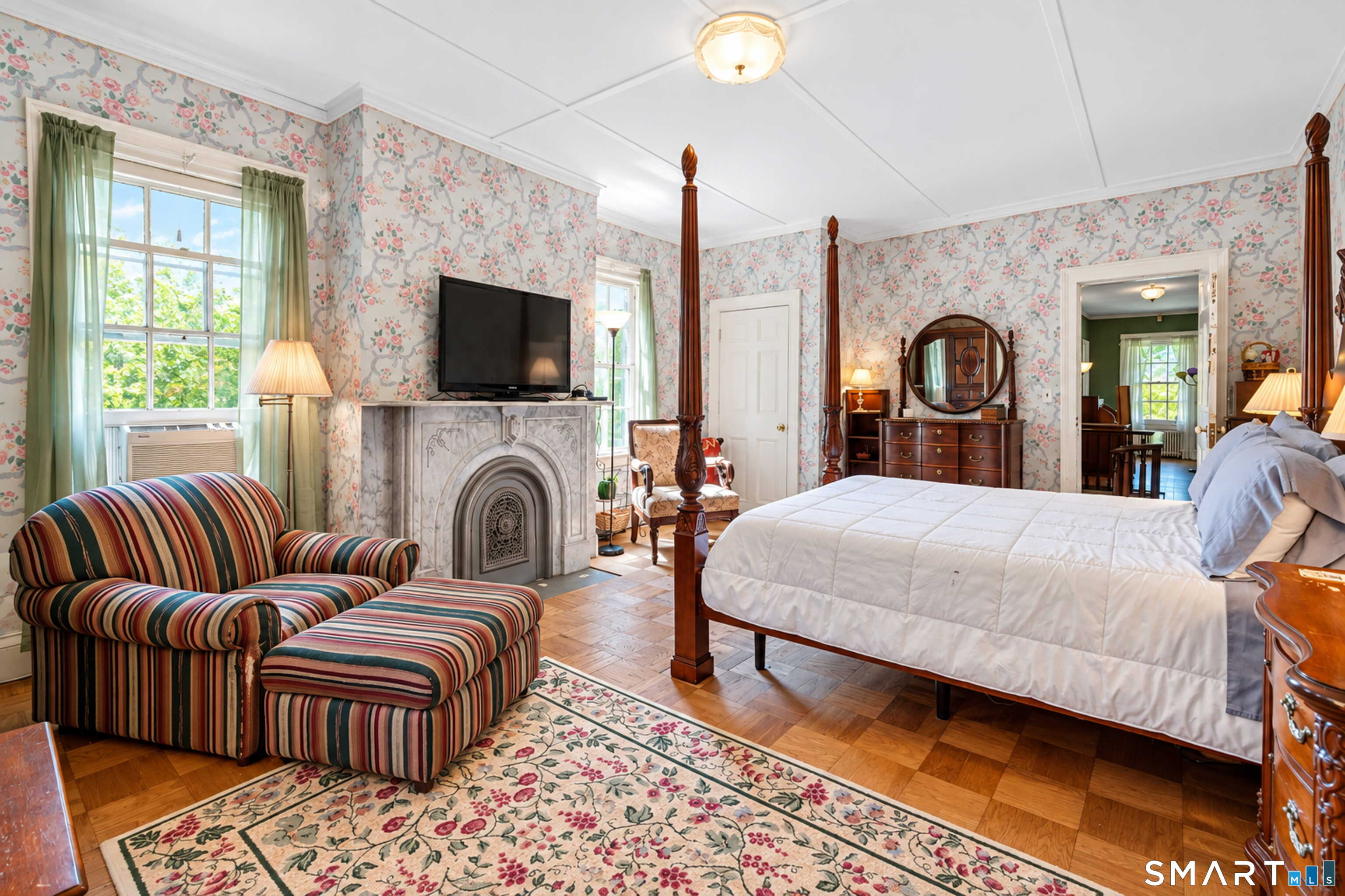 157 Washington Street, Norwich, CT 06360