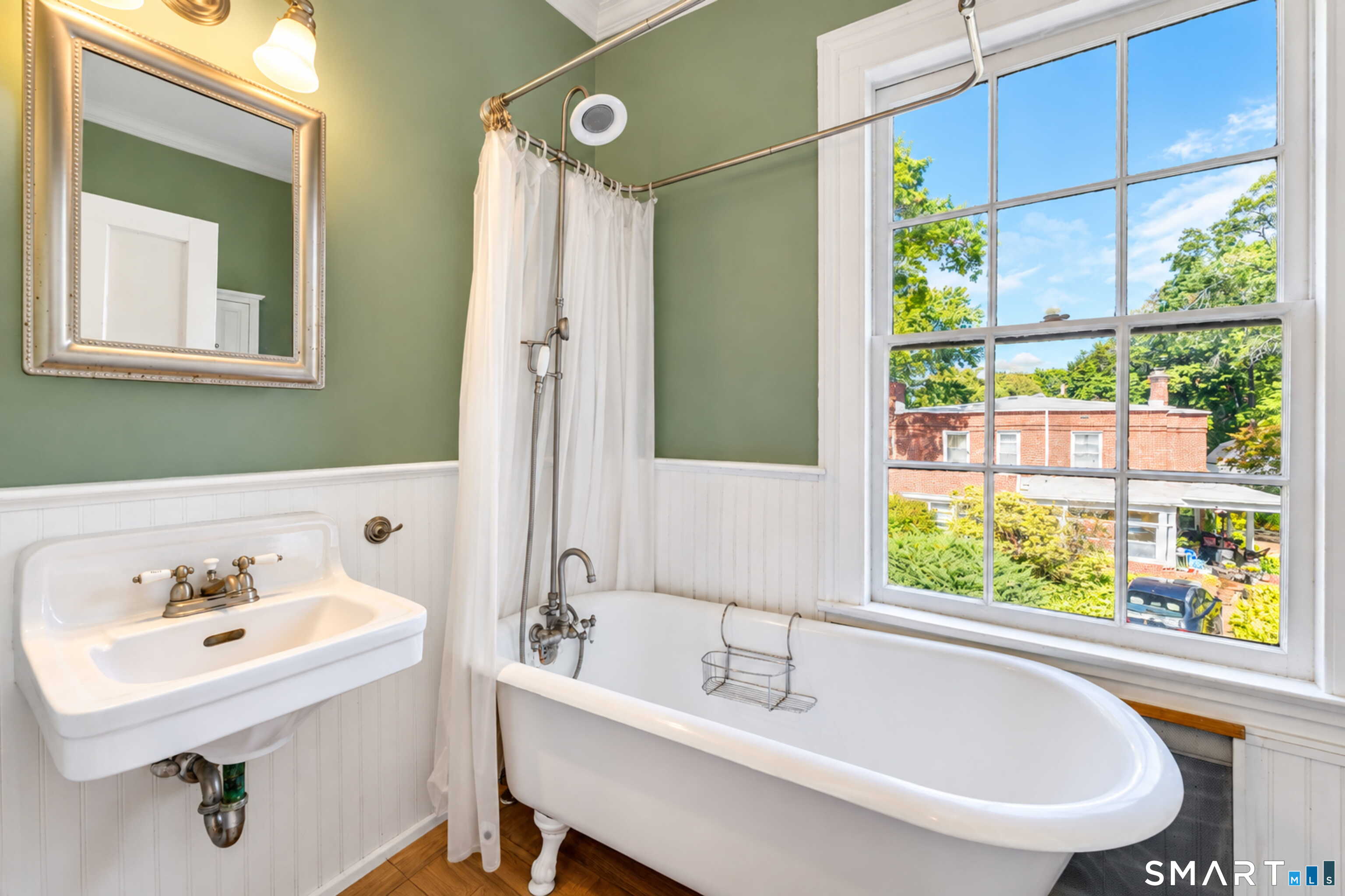 157 Washington Street, Norwich, CT 06360