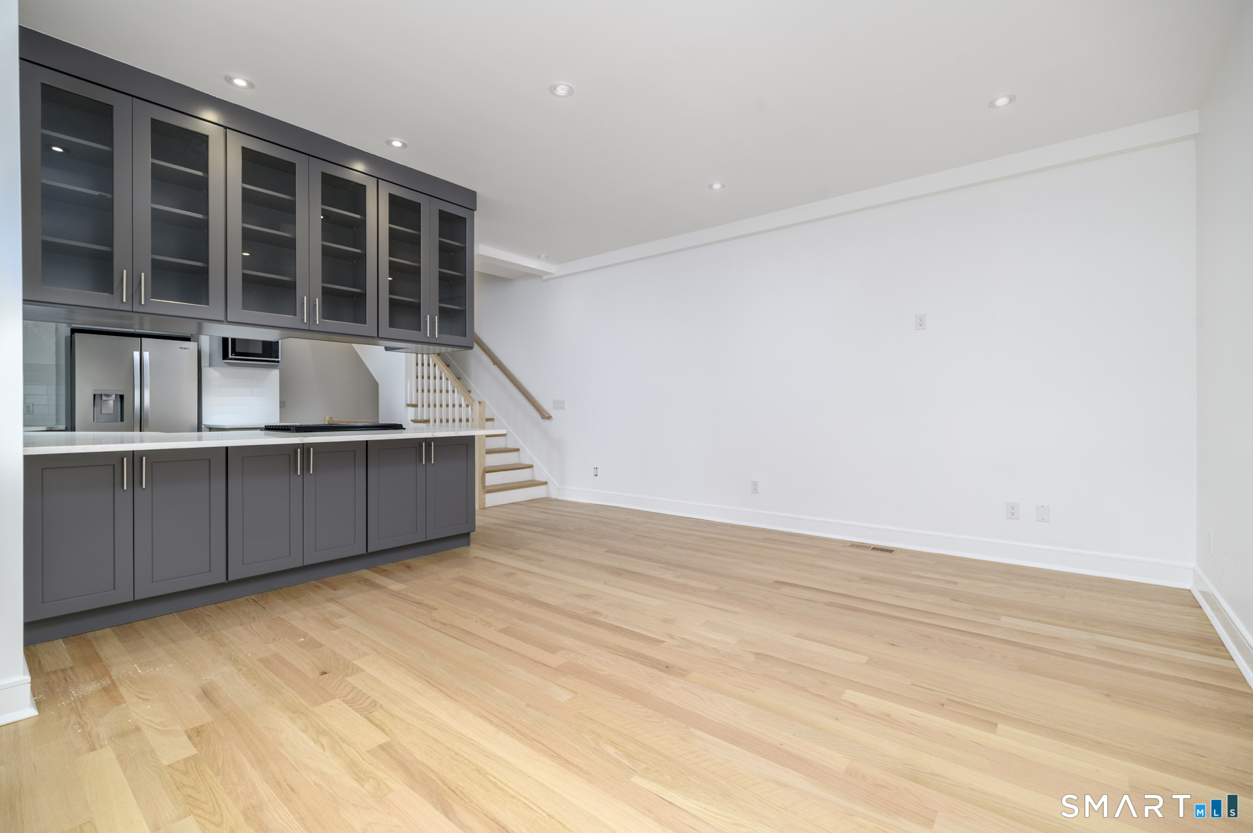 1911 Summer Street Unit #4 photo 6