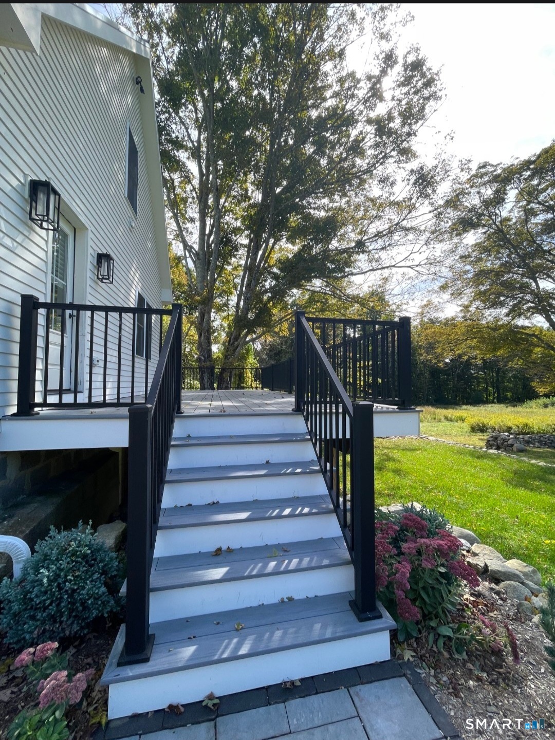 15 North Brook Street photo 4