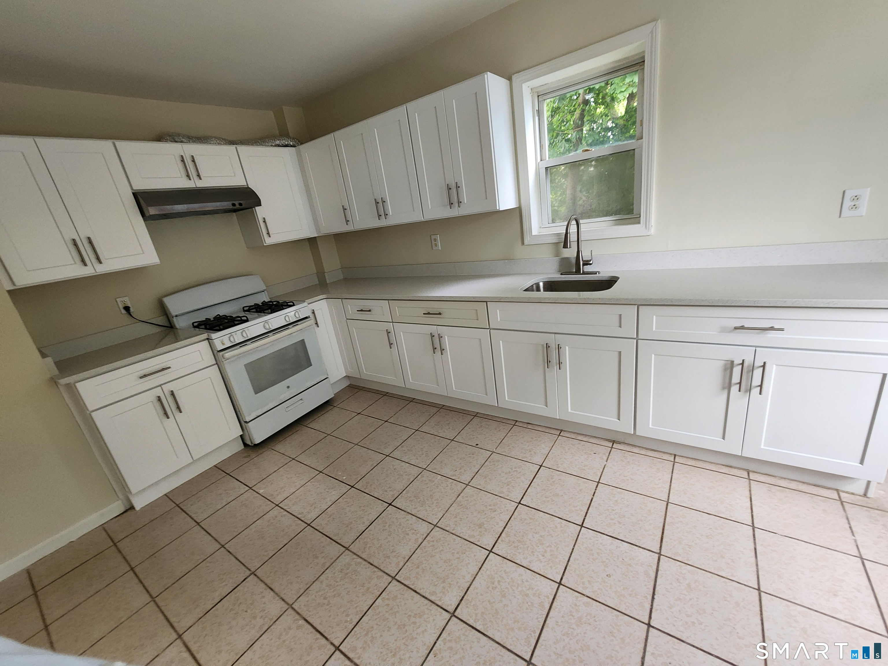 40 Adams Avenue, Stamford, Connecticut photo 5
