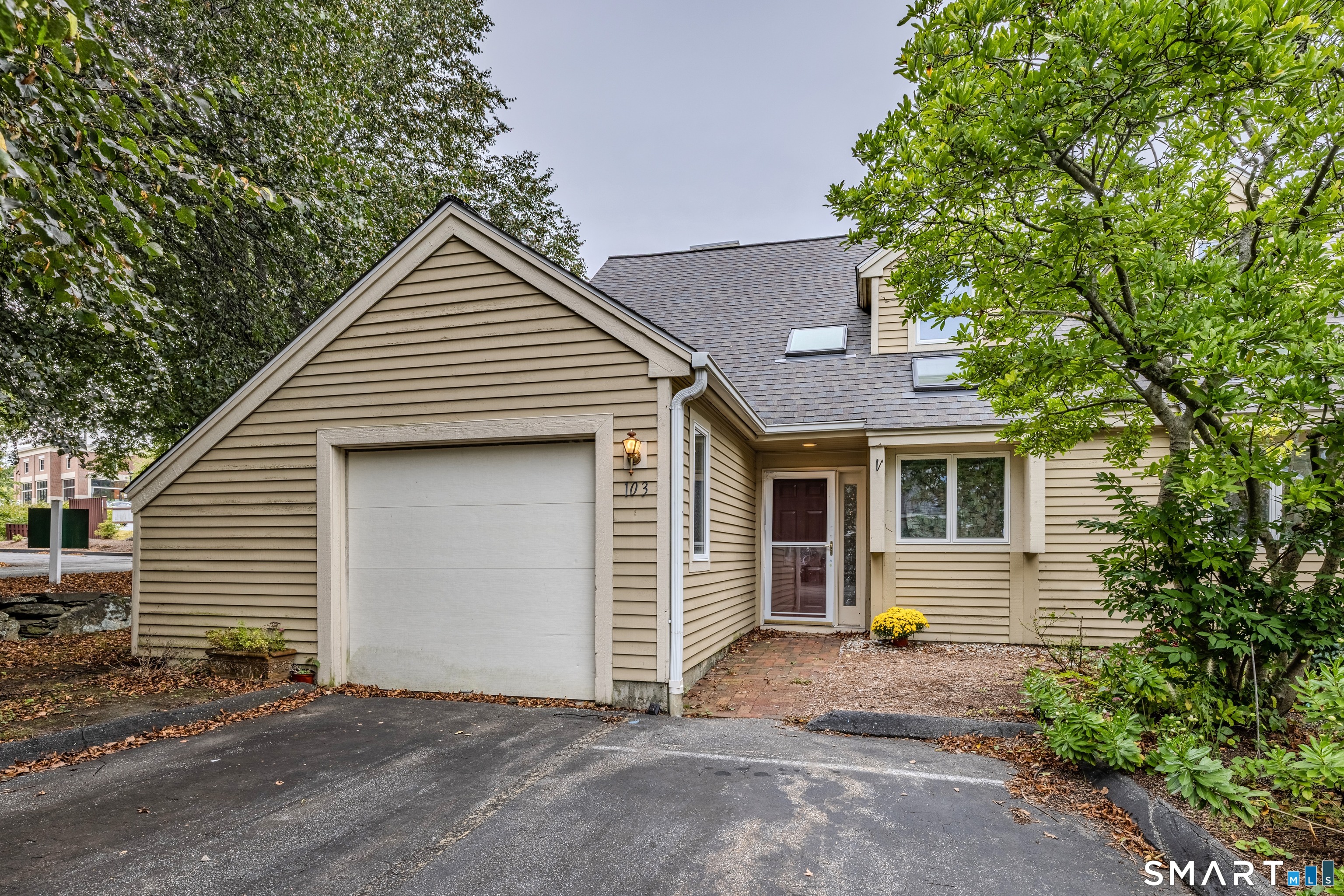 103 Courtyard Lane Unit #103