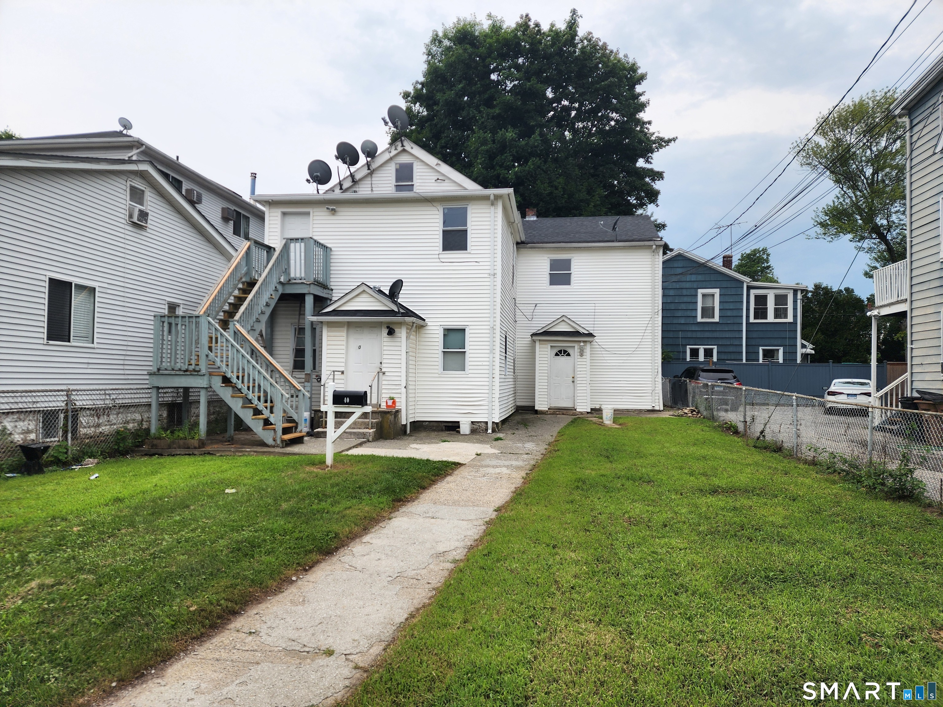 Foto 9 de Apartamento en renta en 40 Adams Avenue #2Nd Fl, Stamford, CT — $3,400/mes