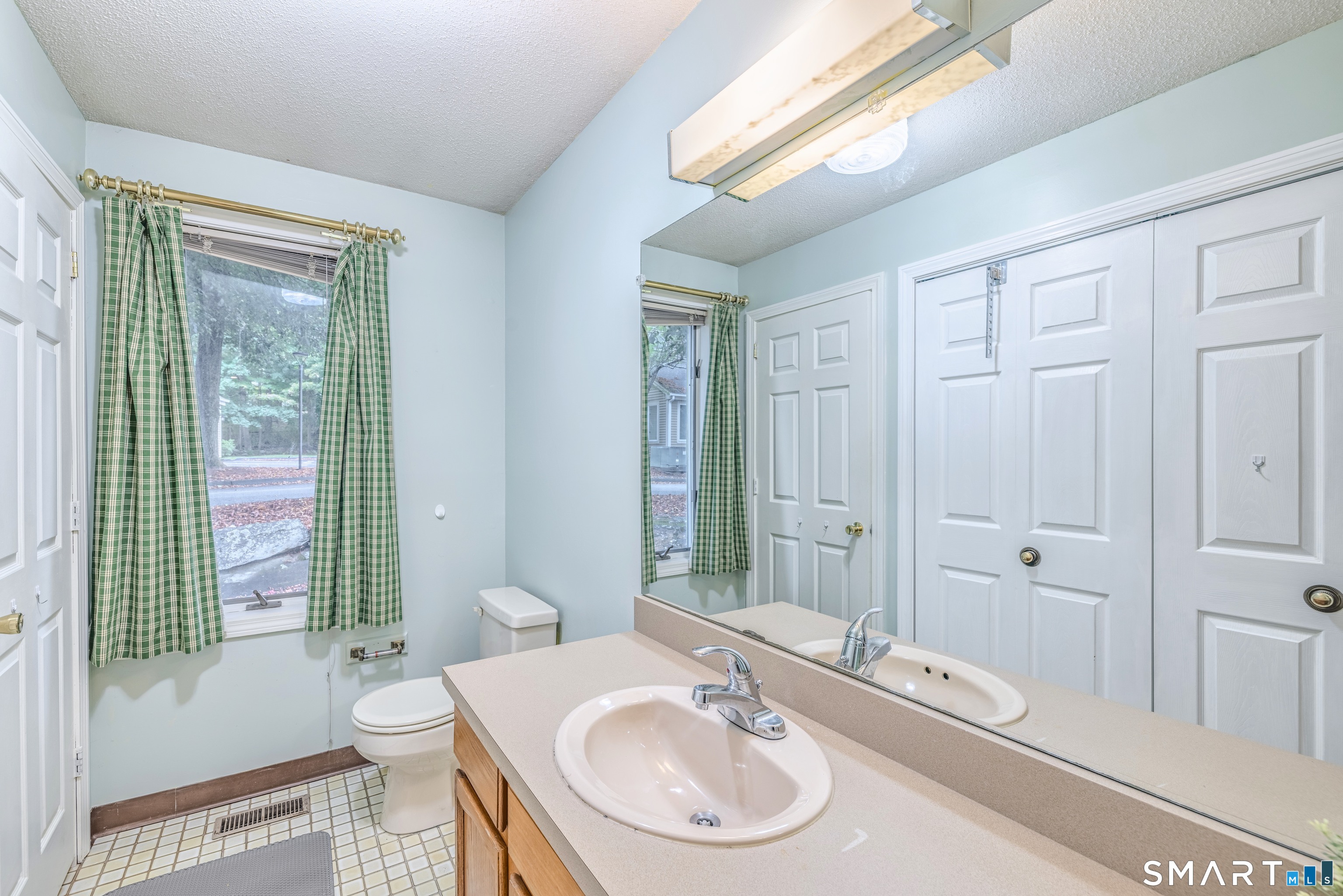 103 Courtyard Lane Unit #103 photo 26