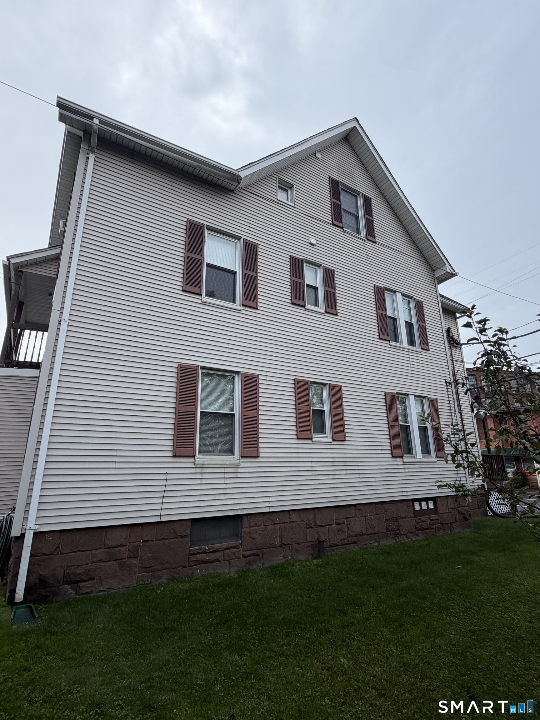 1706 Thomaston Avenue Unit #2 photo 5