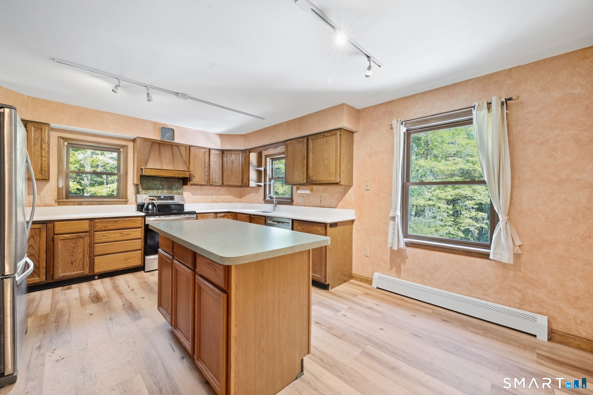 32 Ashford Road photo 13