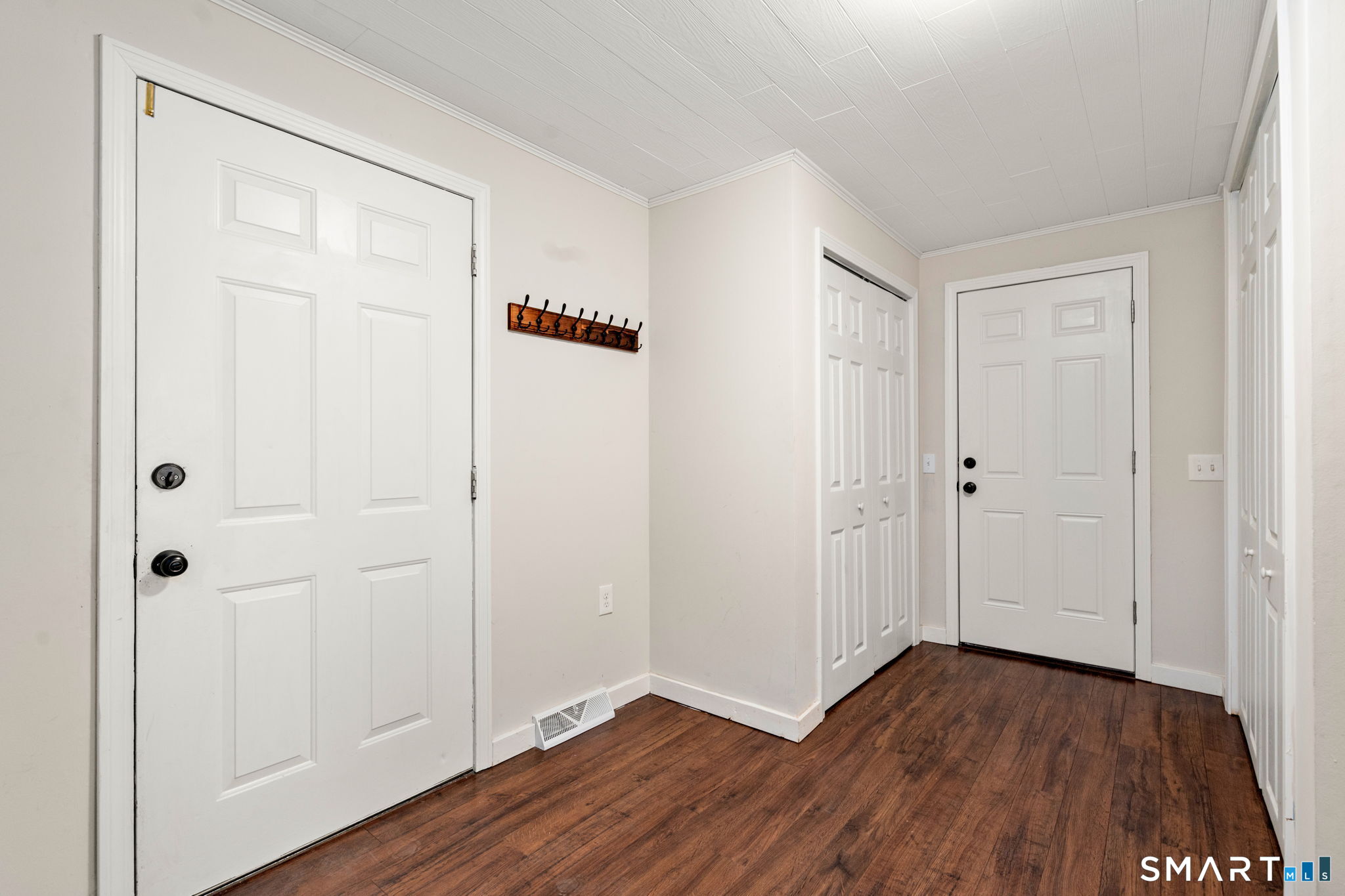 814 New Litchfield Street photo 15