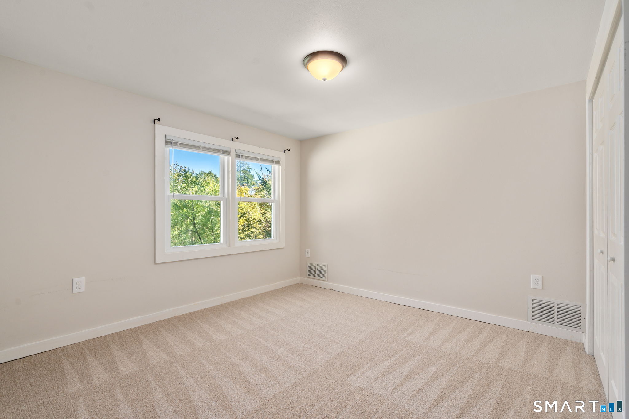 814 New Litchfield Street photo 21
