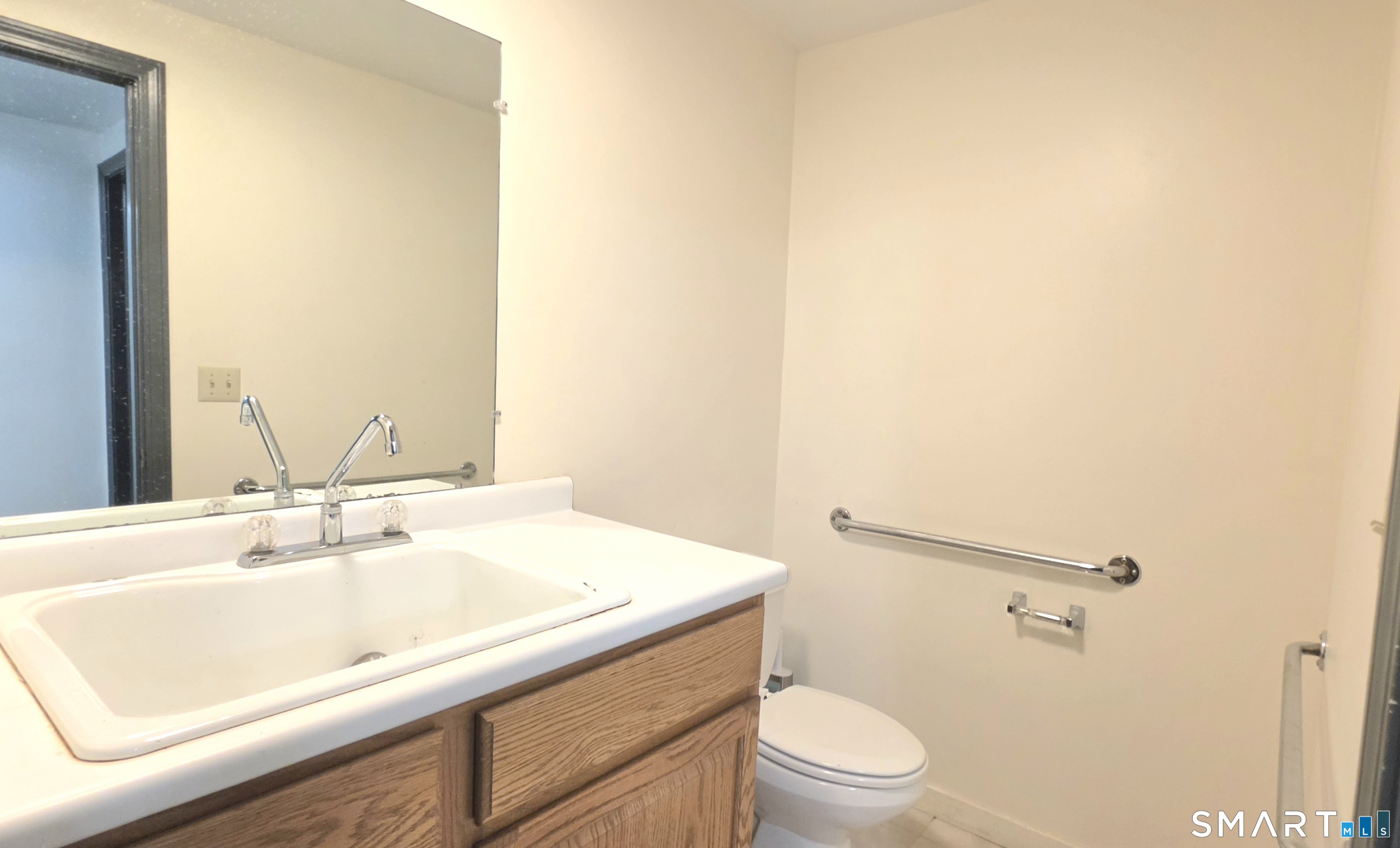 85 River Road photo 13