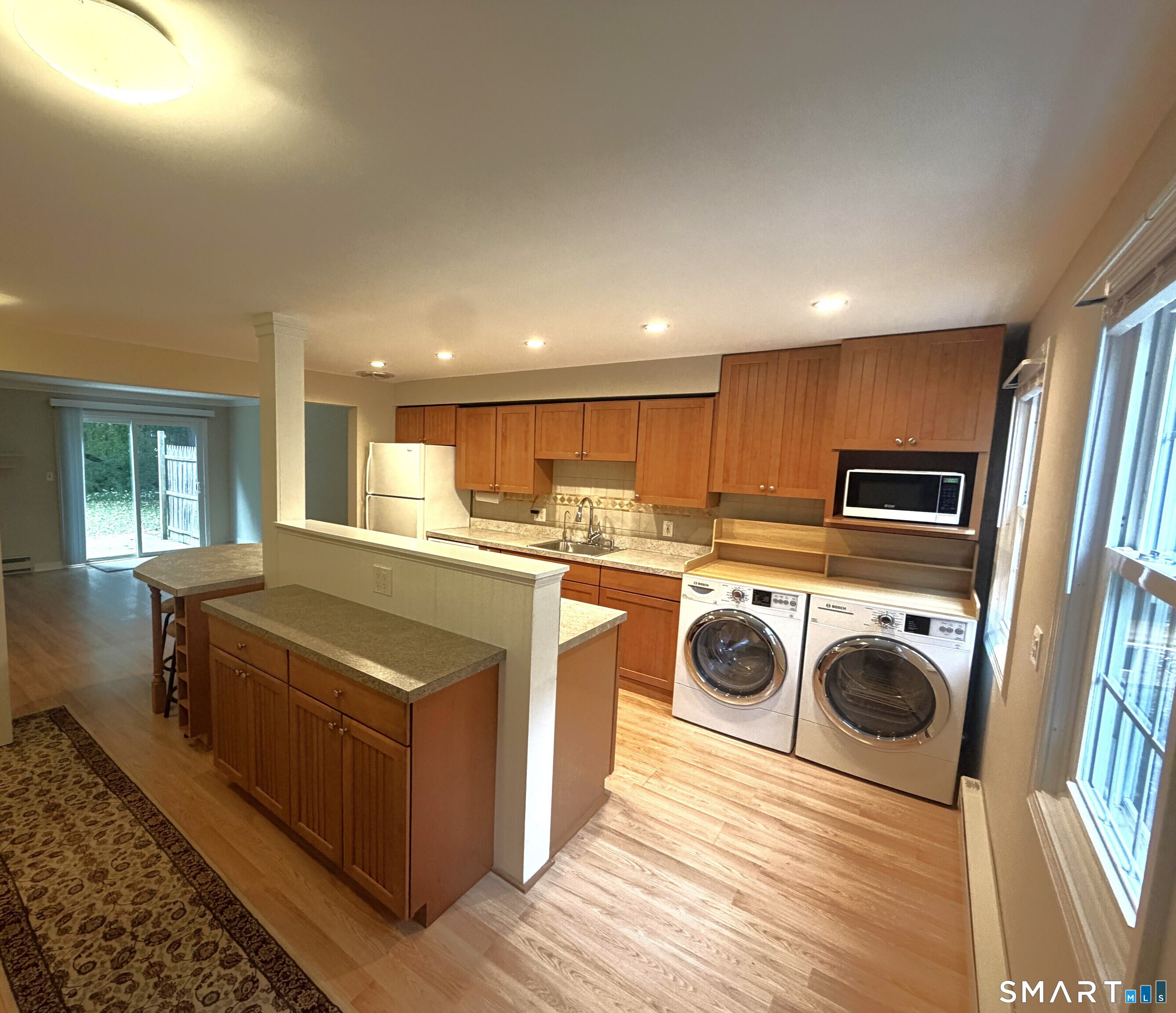 Newly remodeled kitchen and appliances.