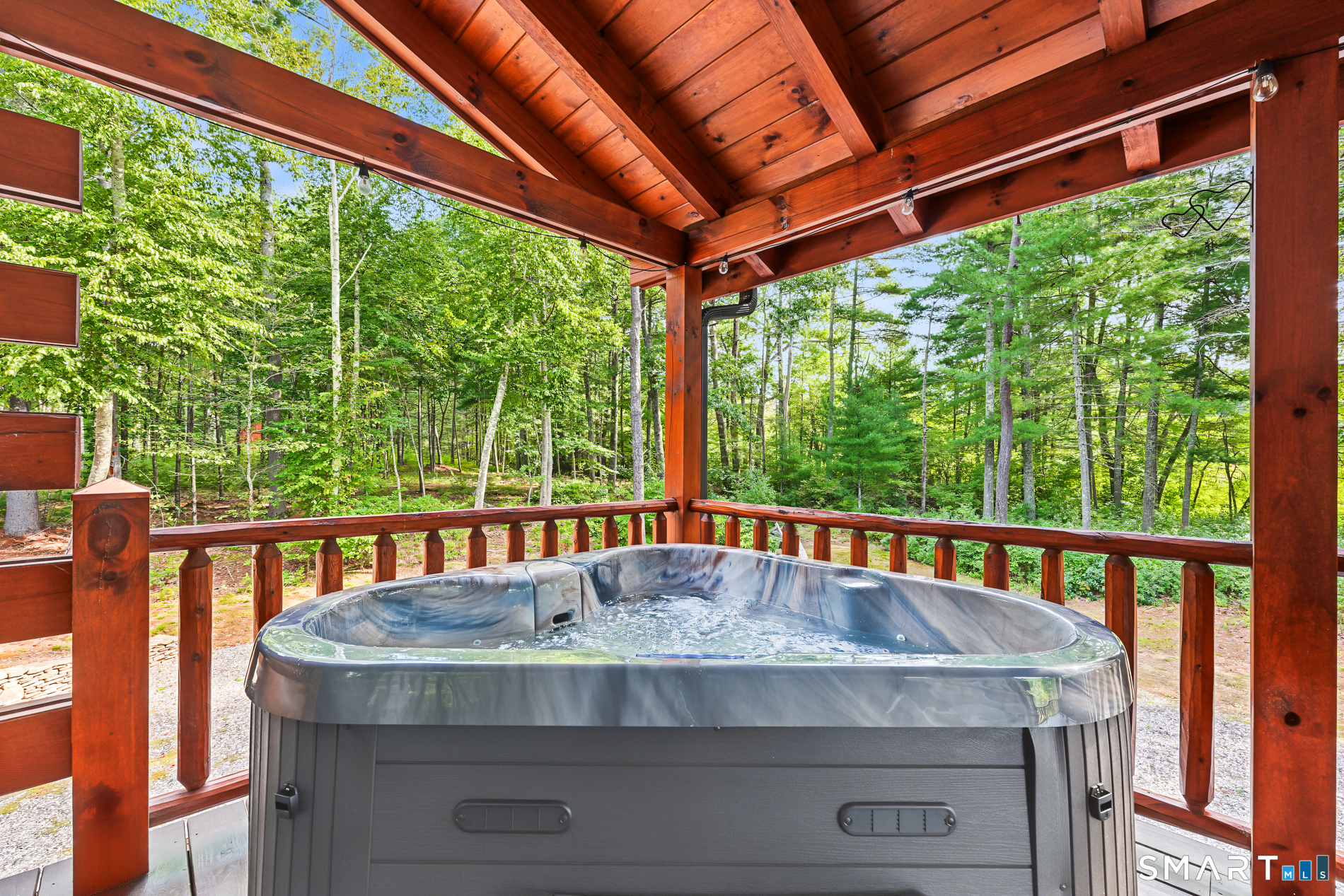 6 Pine Valley Drive, Voluntown, CT 06384