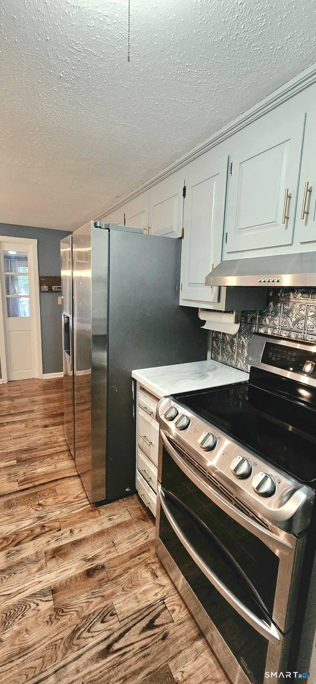 187 West Avon Road photo 20