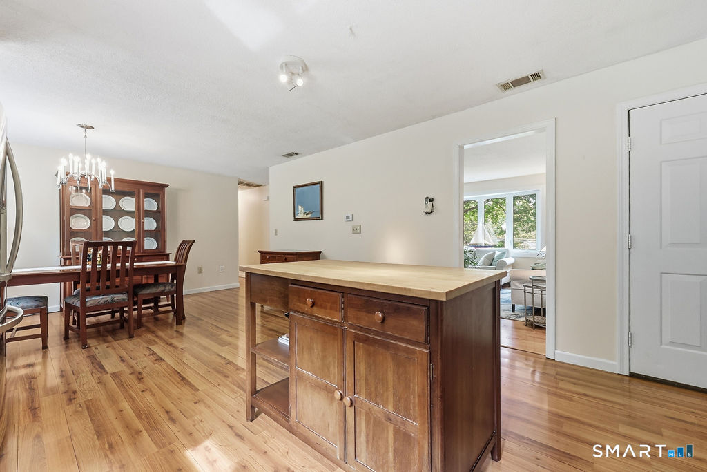 878 Mott Hill Road photo 13